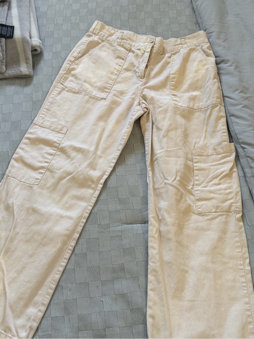 Women’s Beige Utility Cargo Pants